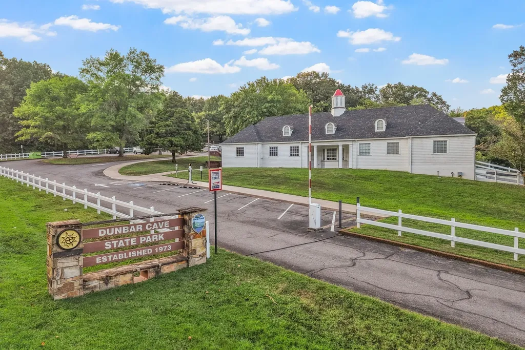 659 Cornwall Road Clarksville TN 37043