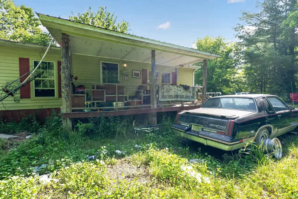 187 Borne Road Gruetli Laager TN 37339