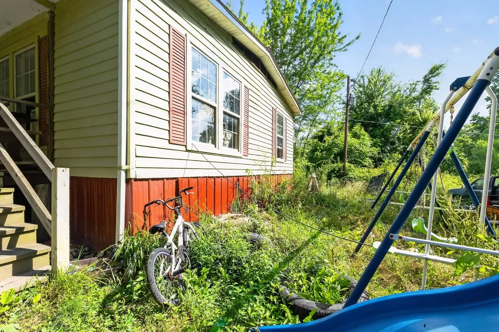 187 Borne Road Gruetli Laager TN 37339