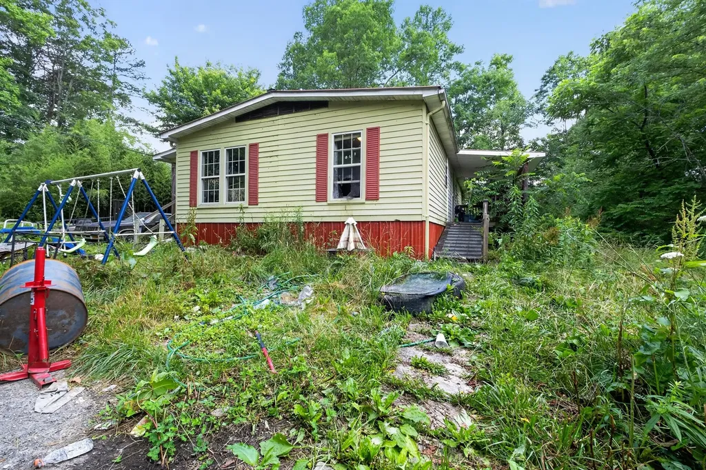 187 Borne Road Gruetli Laager TN 37339