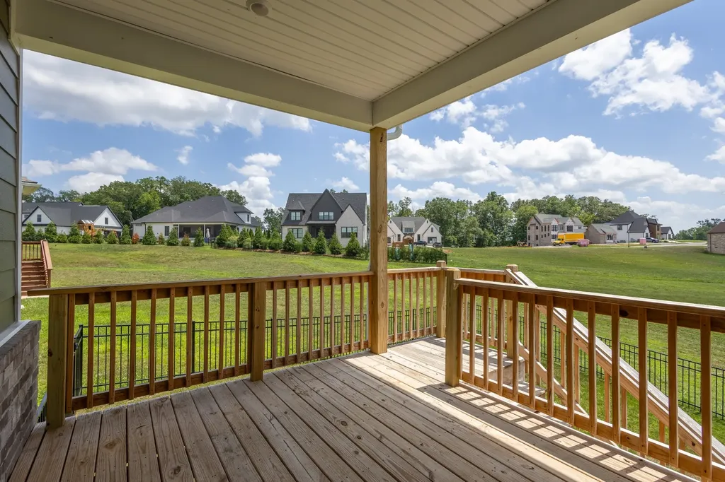 1442 English Oak Drive Clarksville TN 37043
