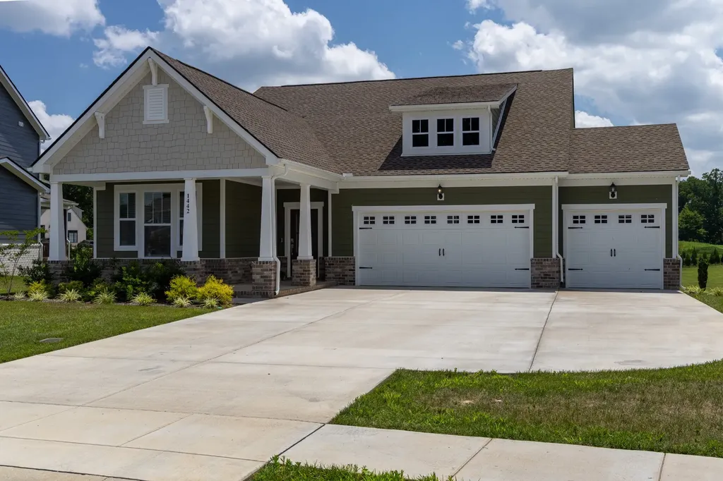 1442 English Oak Drive Clarksville TN 37043