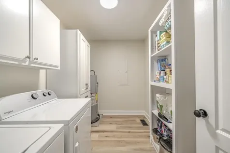 330 Robin Hood Loop Savannah TN 38372