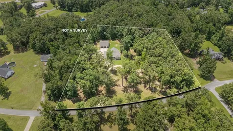 330 Robin Hood Loop Savannah TN 38372