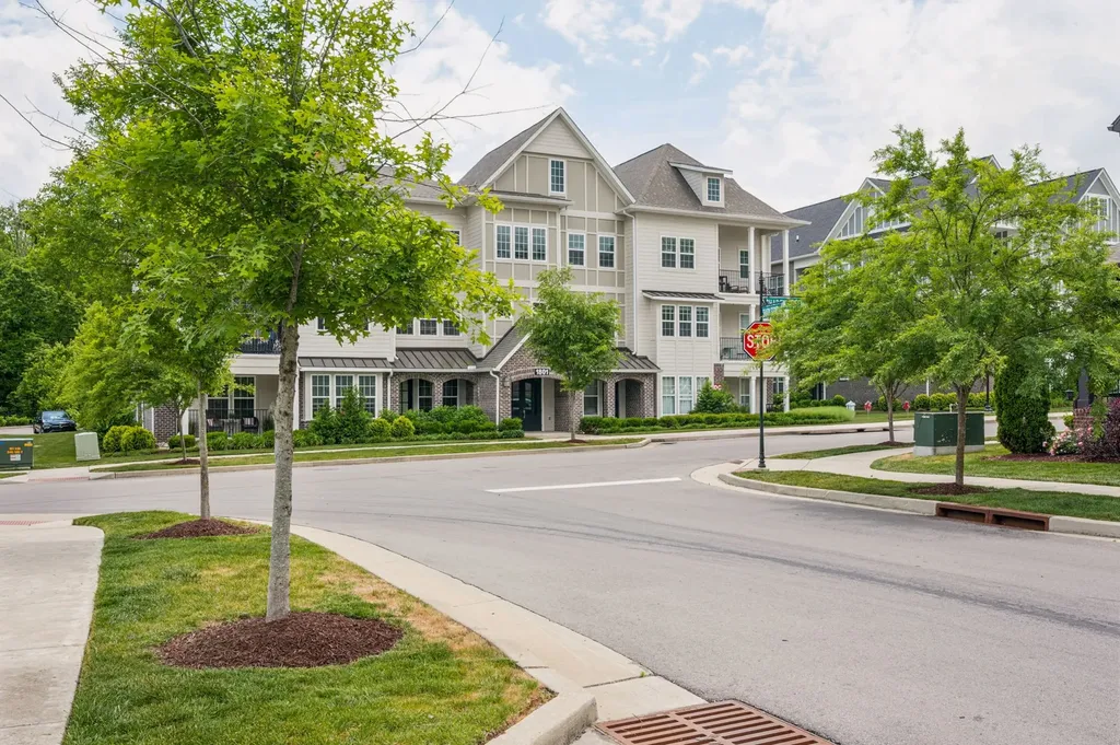 1801 Shadow Green Drive Franklin TN 37064