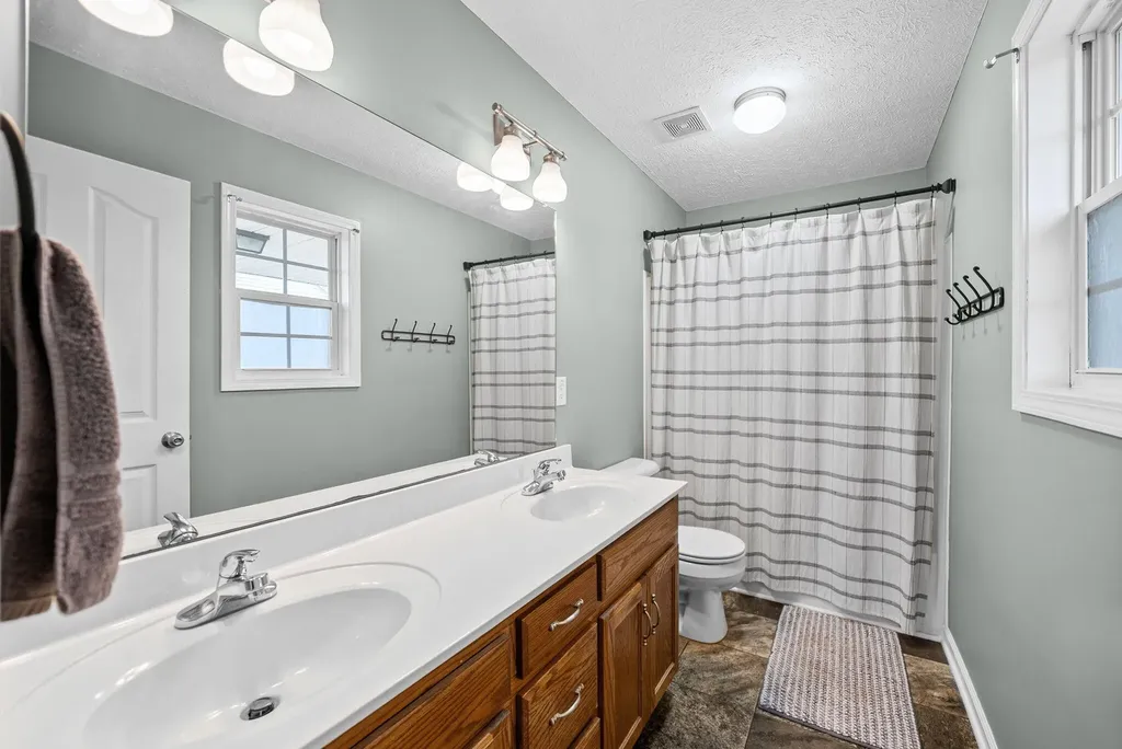 3796 Cindy Jo Drive Clarksville TN 37040