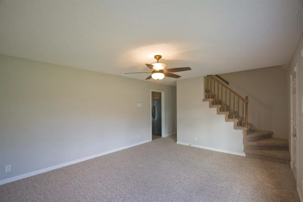 385 Louise Lane Clarksville TN 37042