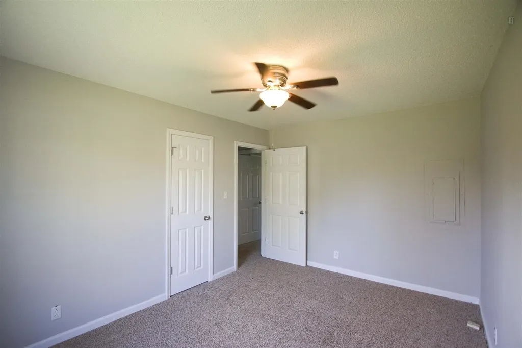 385 Louise Lane Clarksville TN 37042