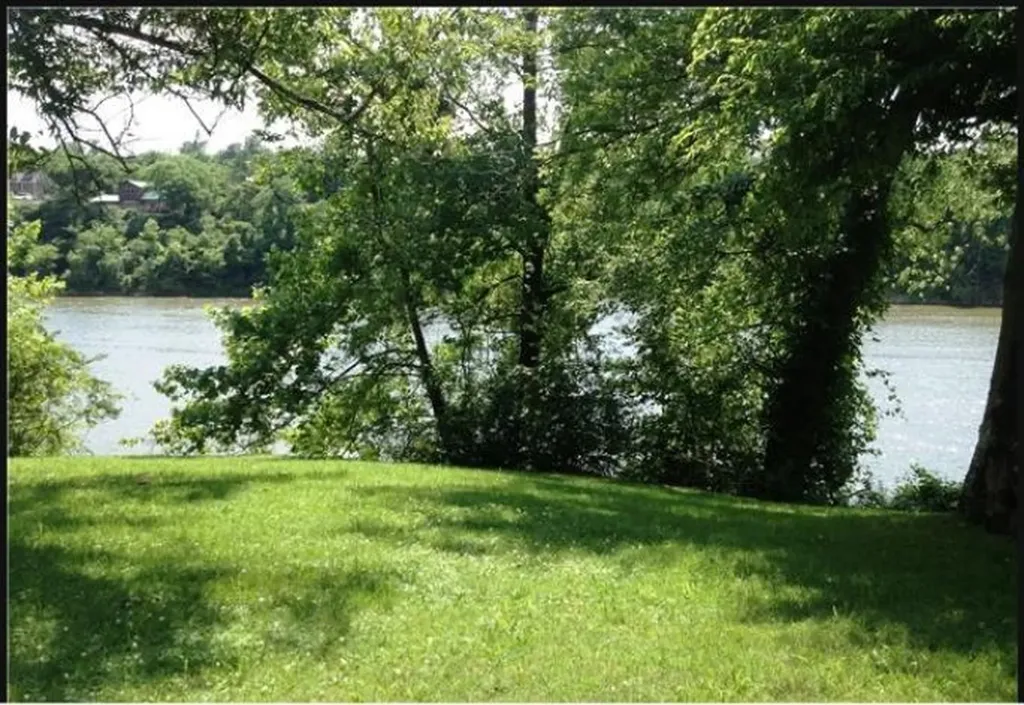 2205 Pennington Bend Road Nashville TN 37214