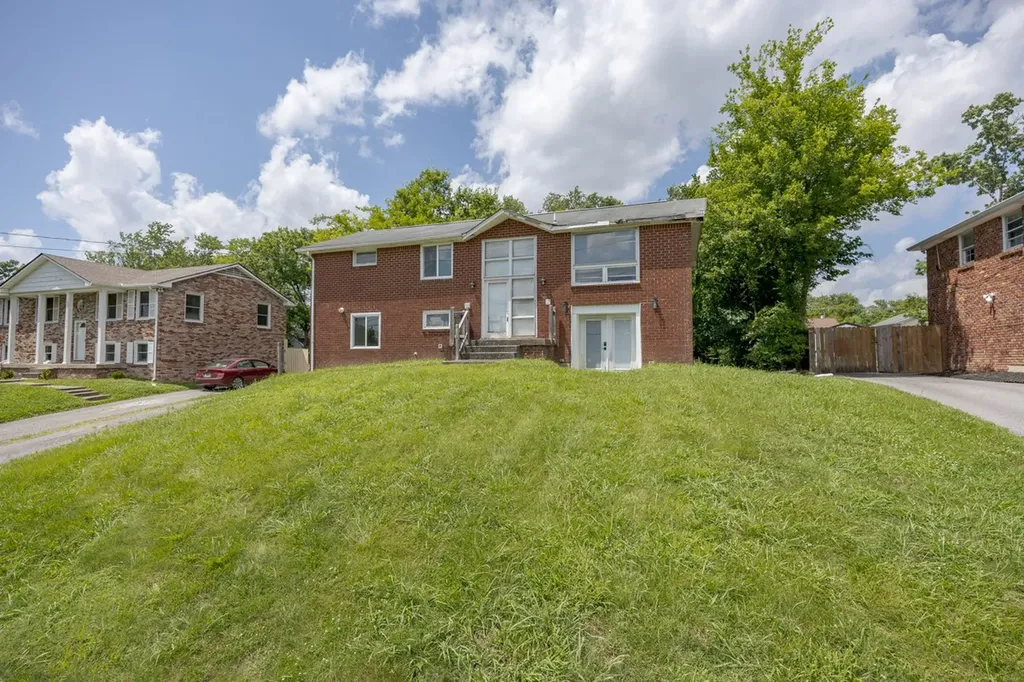 264 Wallace Road Nashville TN 37211
