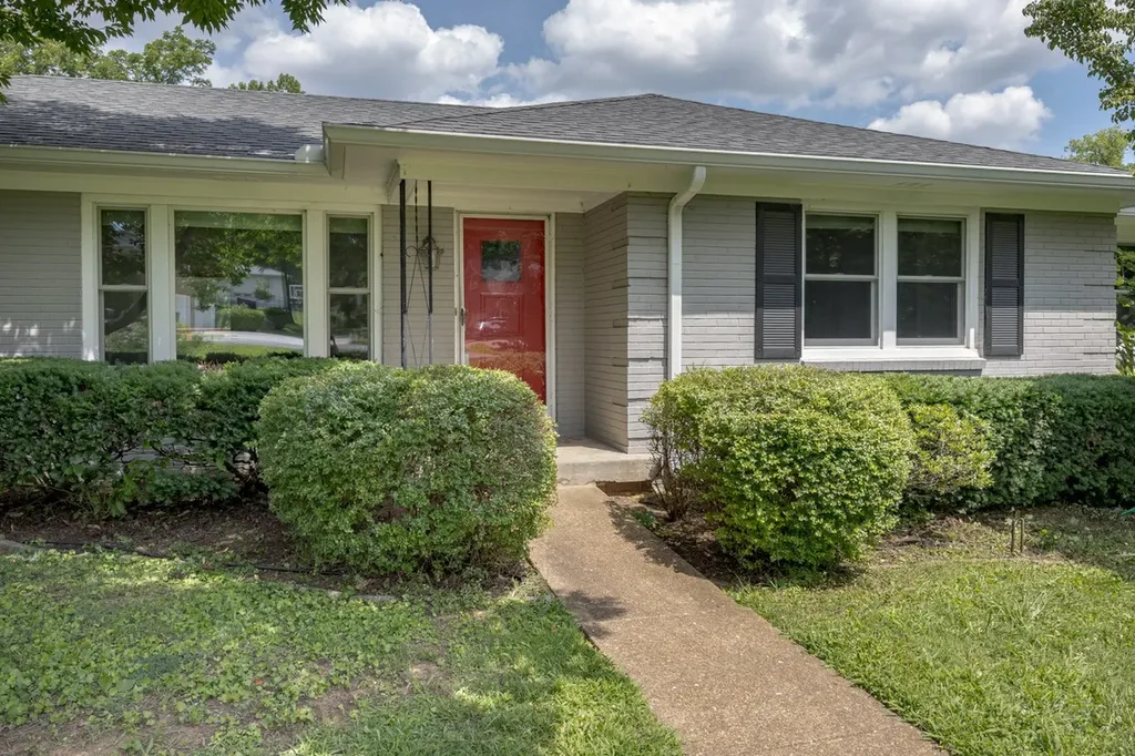 5235 Kincannon Drive Nashville TN 37220