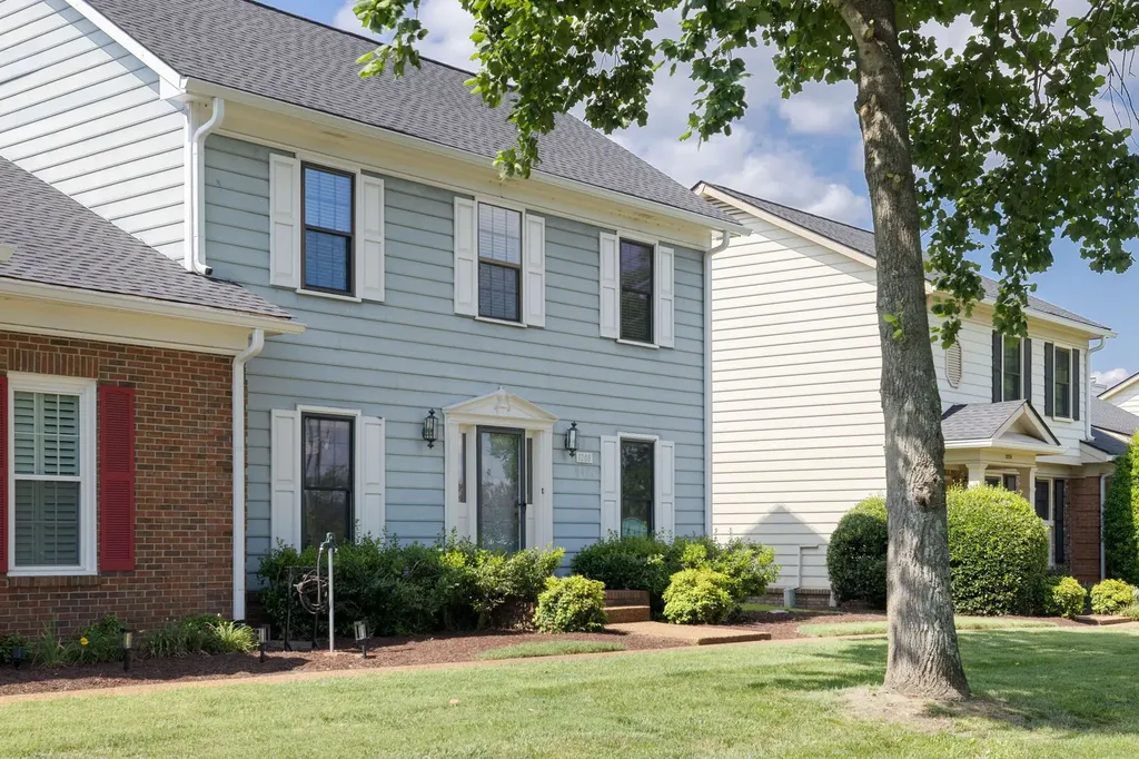 1208 Brentwood Point Brentwood TN 37027