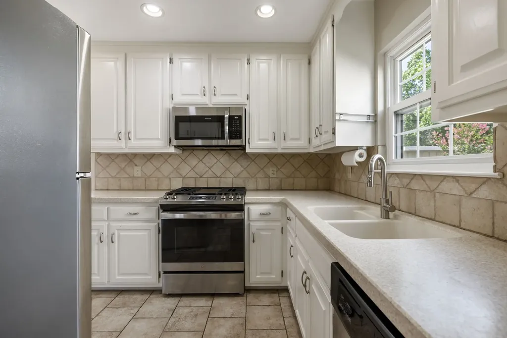 1208 Brentwood Point Brentwood TN 37027
