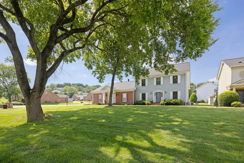 1208 Brentwood Point Brentwood TN 37027