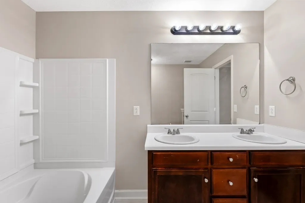4254 Aurora Circle Murfreesboro TN 37127