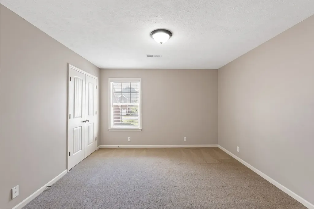 4254 Aurora Circle Murfreesboro TN 37127