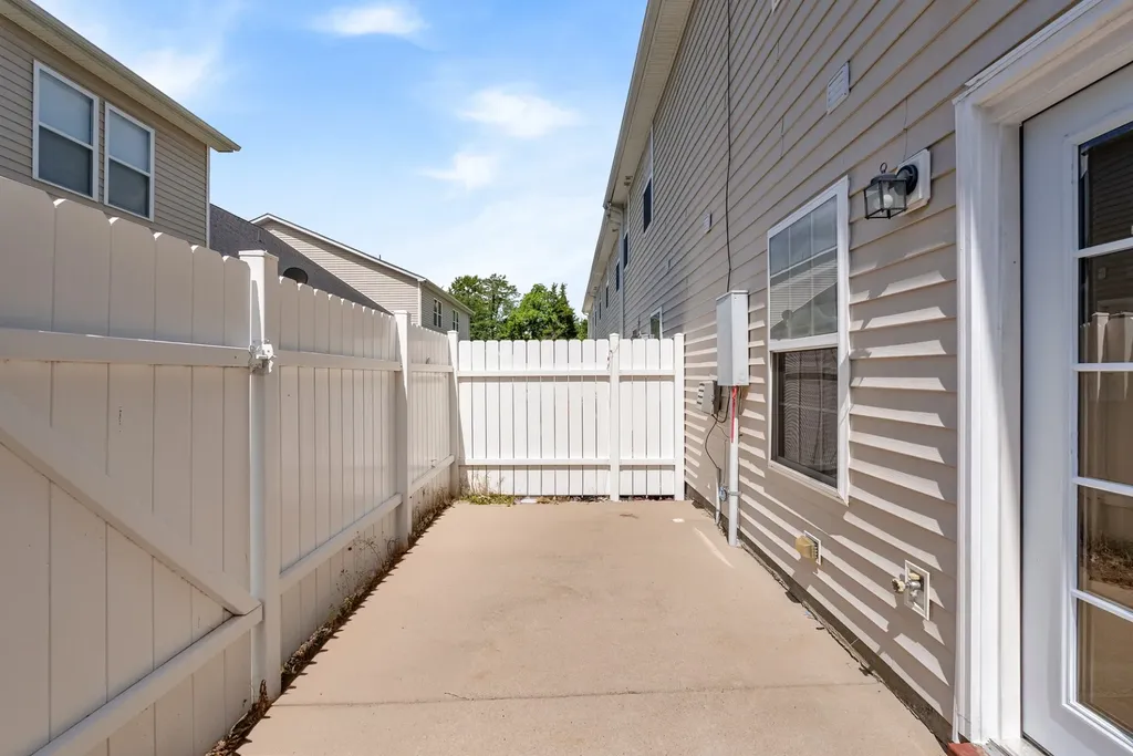 4254 Aurora Circle Murfreesboro TN 37127