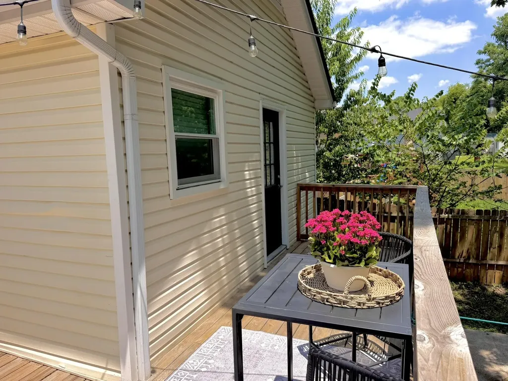 2525 Slaydon Drive Nashville TN 37207