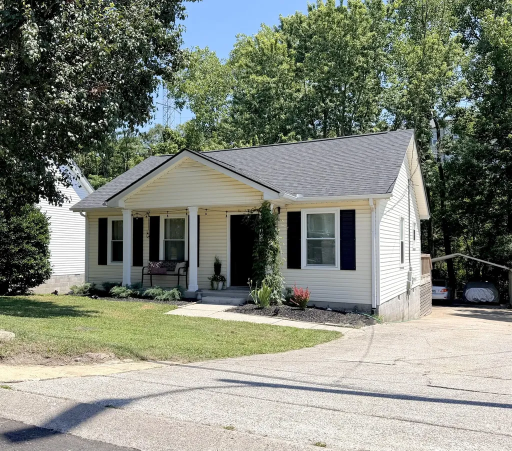 2525 Slaydon Drive Nashville TN 37207