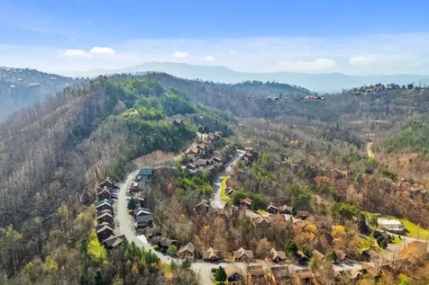 1529 Bears Den Way Sevierville TN 37862