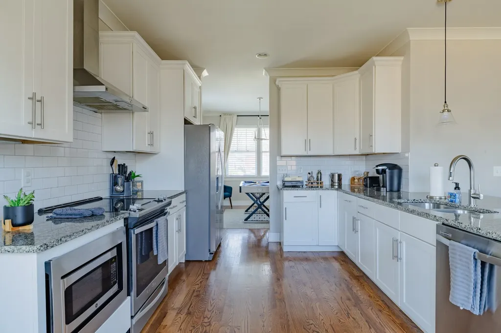 1003 51st Ave, N Nashville TN 37209