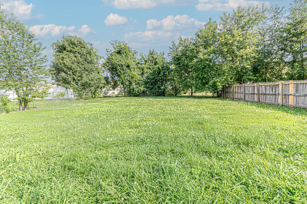 316 Audrea Lane Clarksville TN 37042