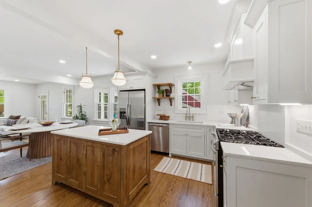 404 Murrell Street Dickson TN 37055