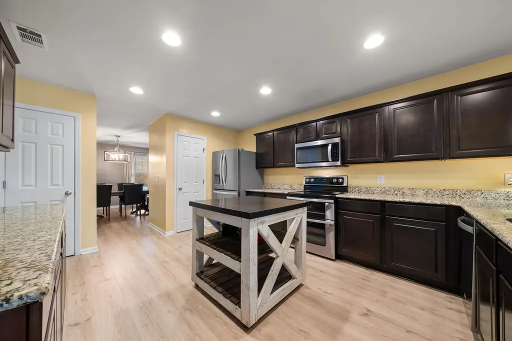 1003 Benwick Road Hendersonville TN 37075