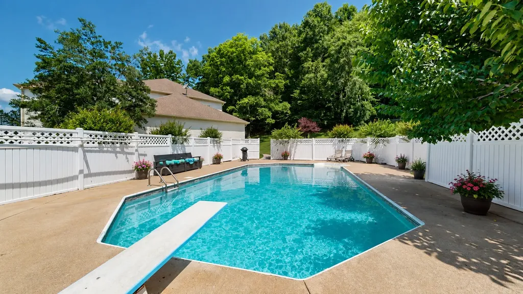 4046 New Highway 96, W Franklin TN 37064