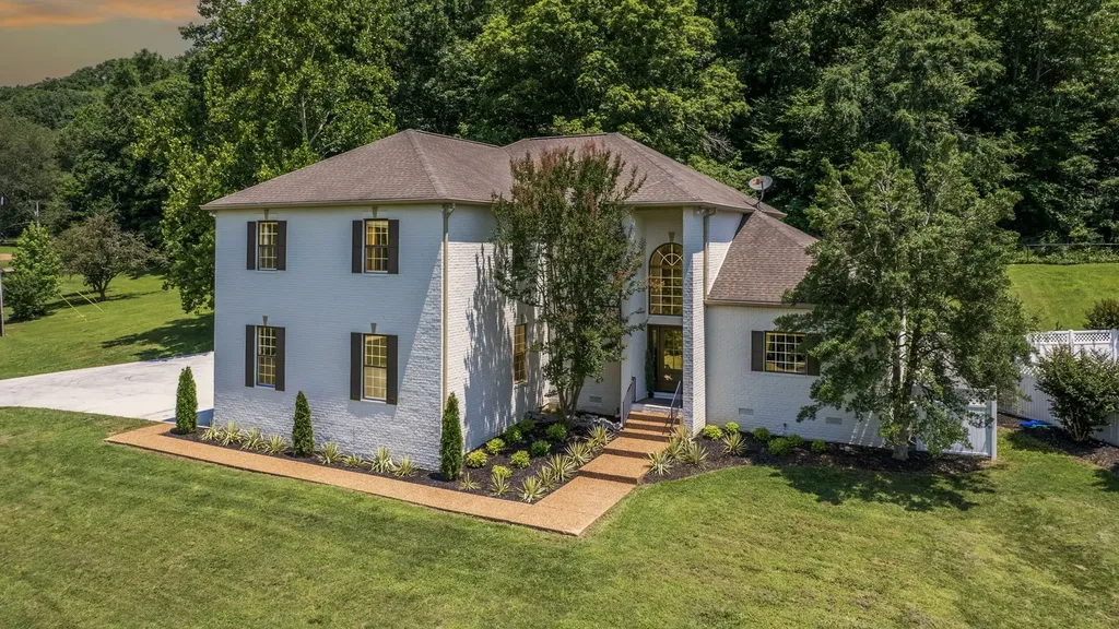 4046 New Highway 96, W Franklin TN 37064