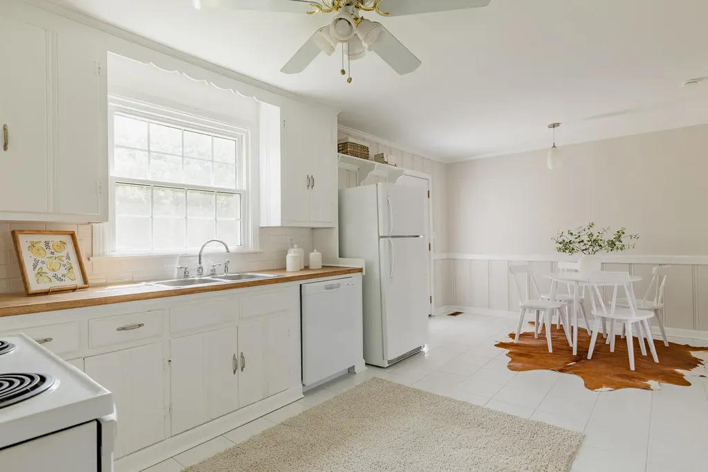 4428 Saunders Avenue Nashville TN 37216