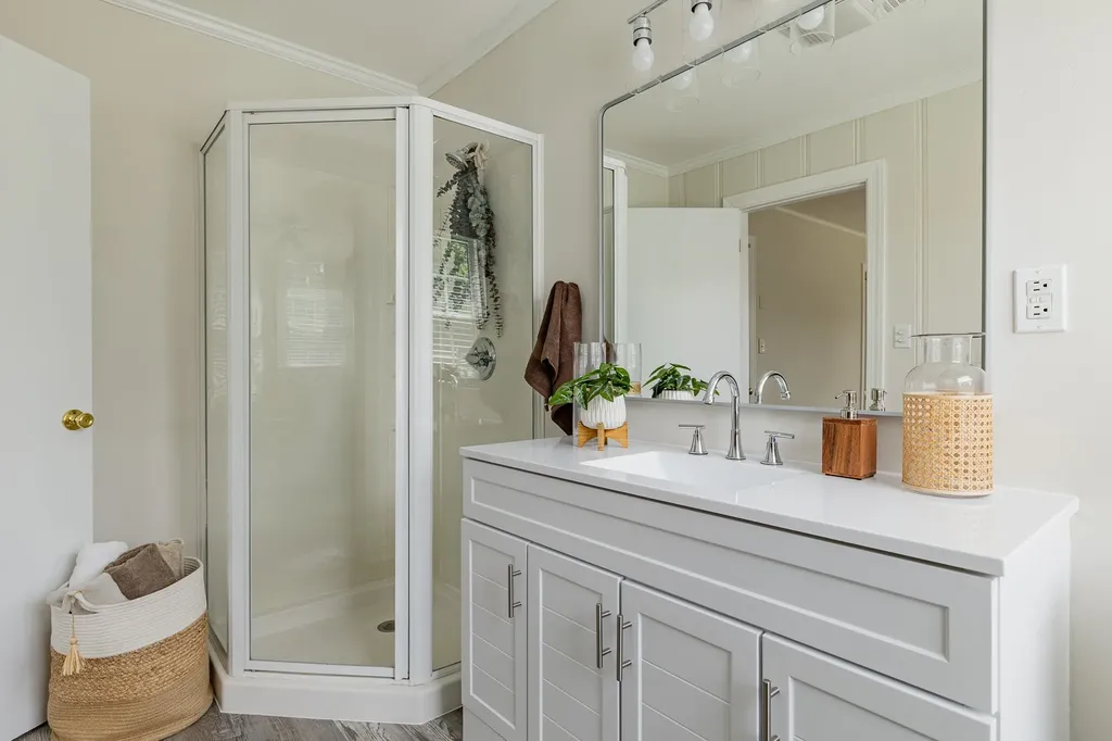 4428 Saunders Avenue Nashville TN 37216