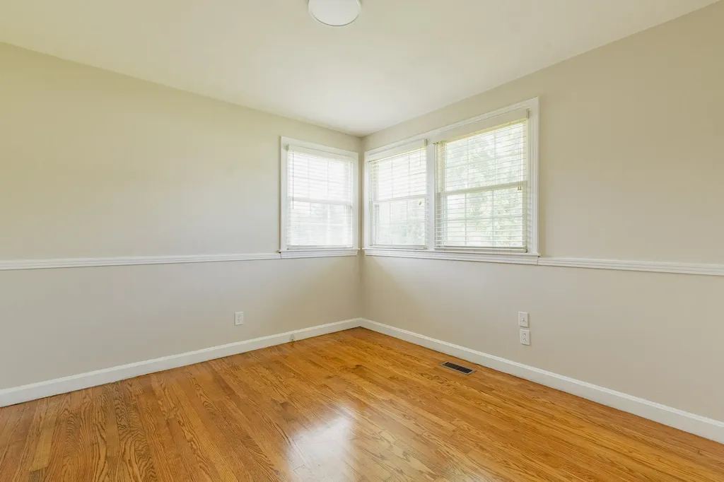 4428 Saunders Avenue Nashville TN 37216