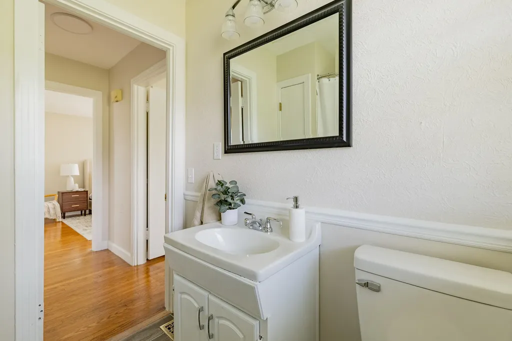 4428 Saunders Avenue Nashville TN 37216