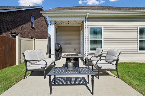 1413 Woodside Drive Lebanon TN 37087