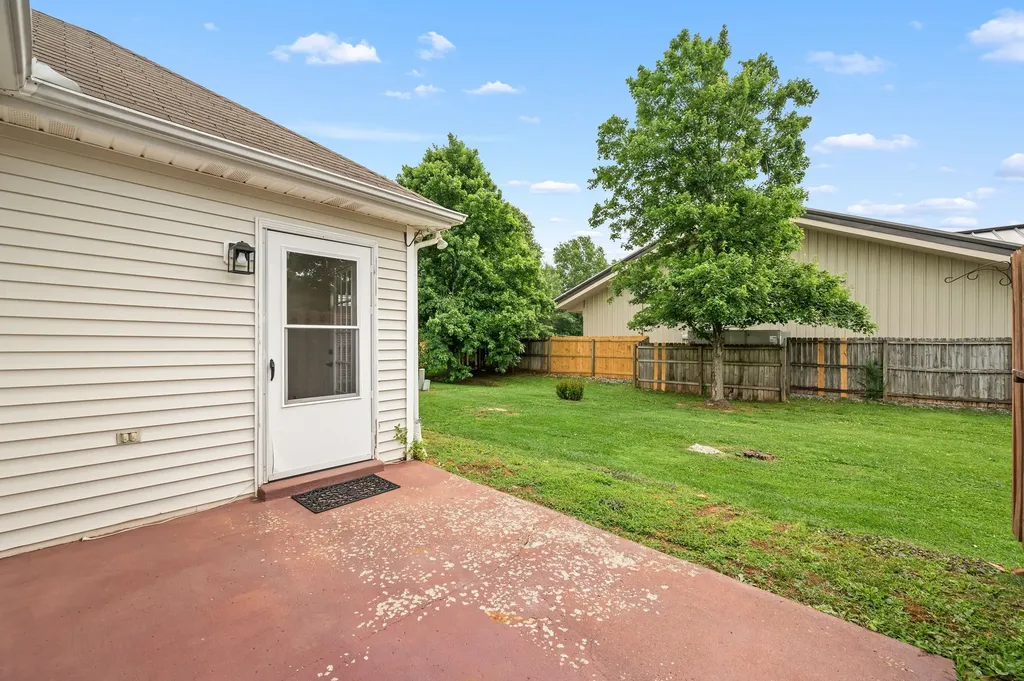 1934 Black Fox Crossing Murfreesboro TN 37127