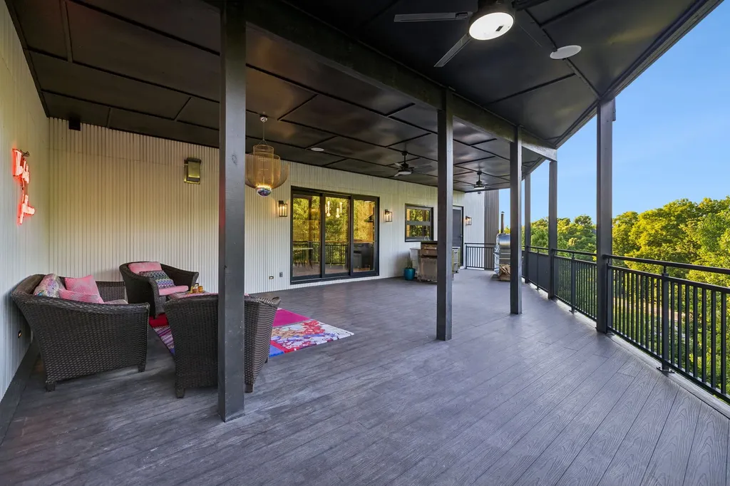 5824 Woodland Hills Drive Nashville TN 37211