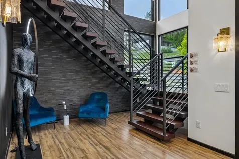 5824 Woodland Hills Drive Nashville TN 37211