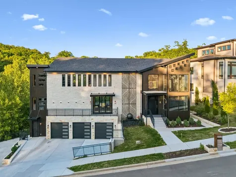 5824 Woodland Hills Drive Nashville TN 37211