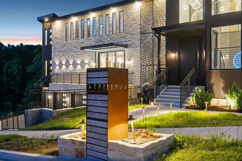 5824 Woodland Hills Drive Nashville TN 37211