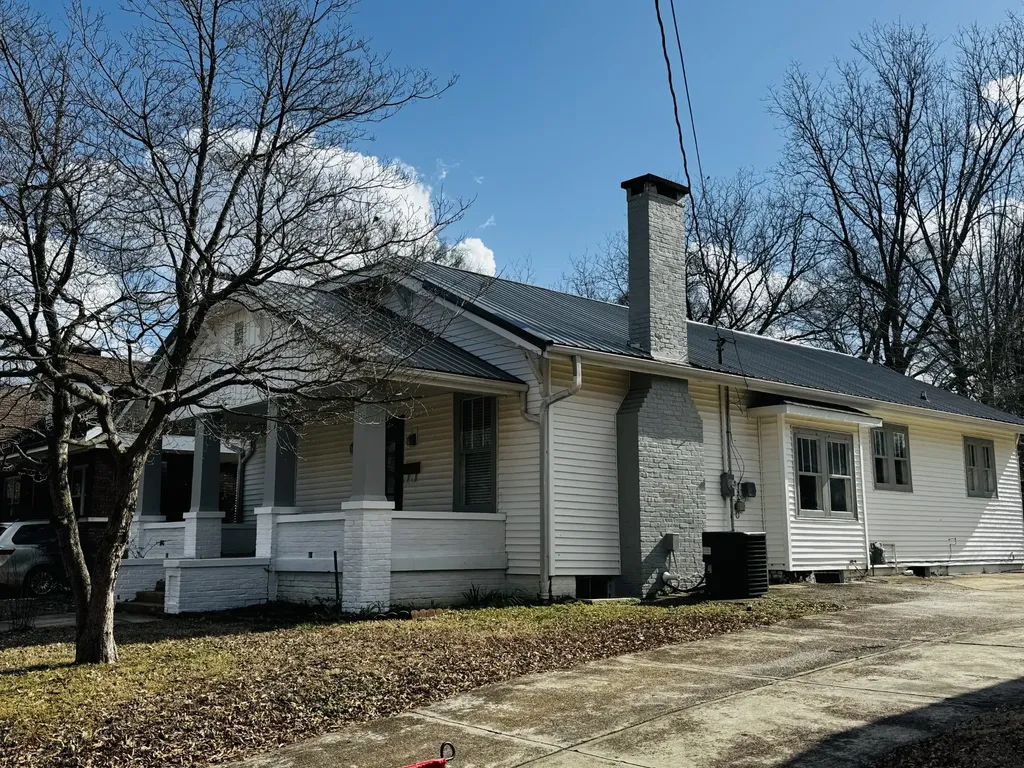 321 Walnut Street Paris TN 38242