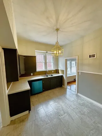 321 Walnut Street Paris TN 38242