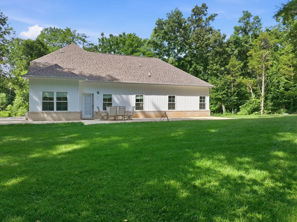 1304 Summer Station Drive Chapel Hill TN 37034