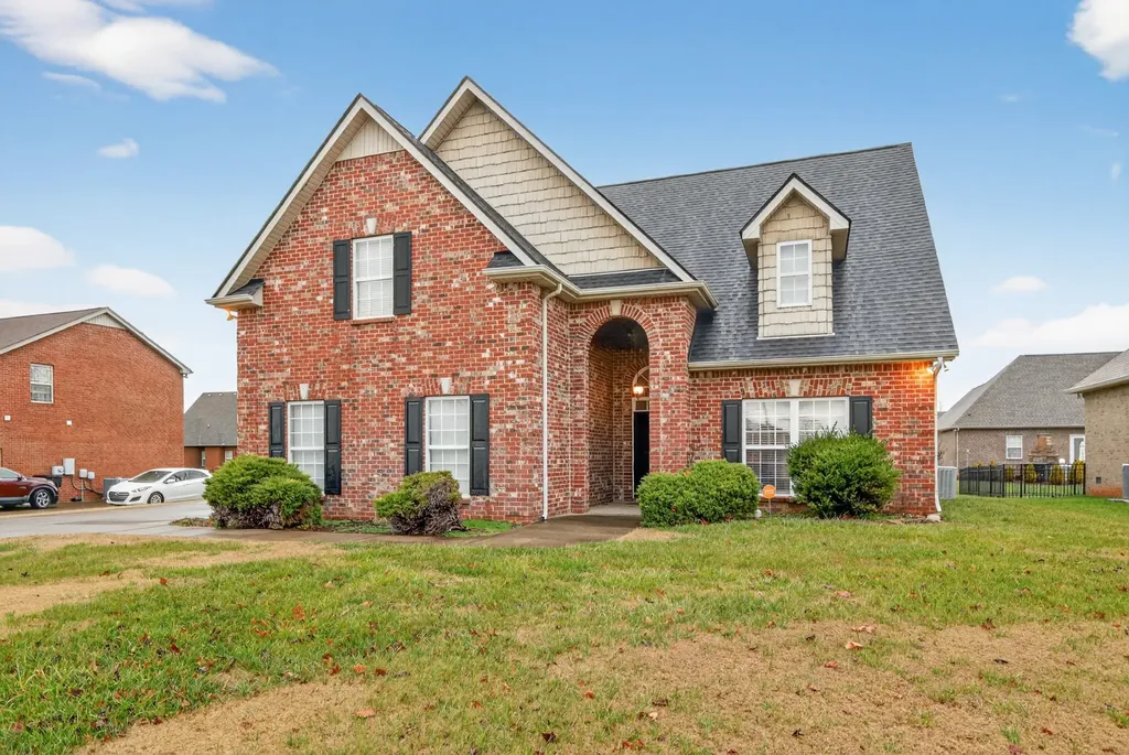 1322 Alamo Avenue Murfreesboro TN 37129