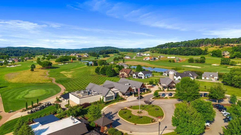 104 Silver Fox Way Loudon TN 37774