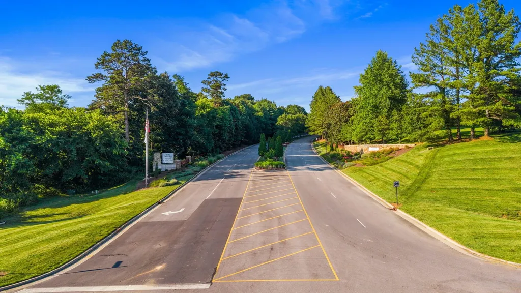 104 Silver Fox Way Loudon TN 37774