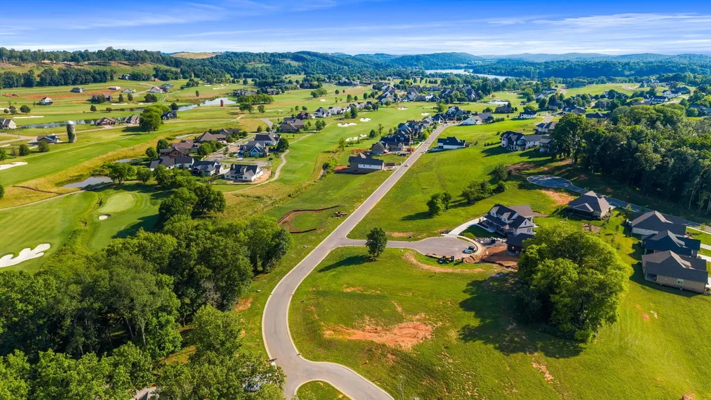 104 Silver Fox Way Loudon TN 37774