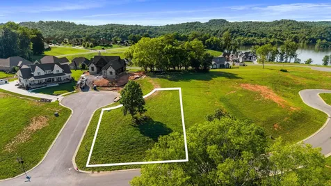 104 Silver Fox Way Loudon TN 37774