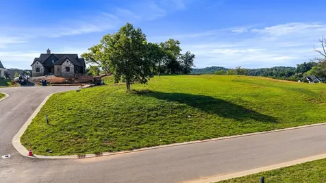 104 Silver Fox Way Loudon TN 37774