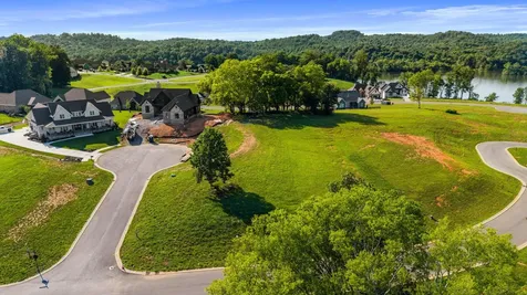 104 Silver Fox Way Loudon TN 37774